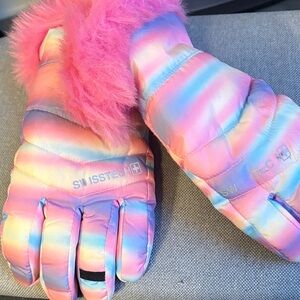 Swiss Tech Kids Multicolor Winter Gloves